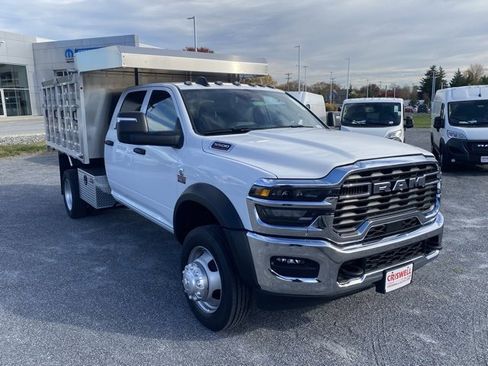 New 2026 RAM 5500 Tradesman w/ Chrome Appearance Group image 2