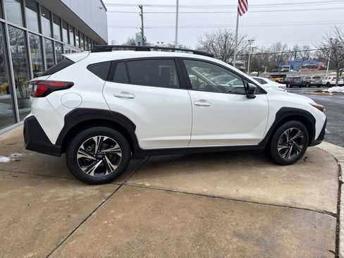 Certified 2024 Subaru Crosstrek 2.0i Premium image 2