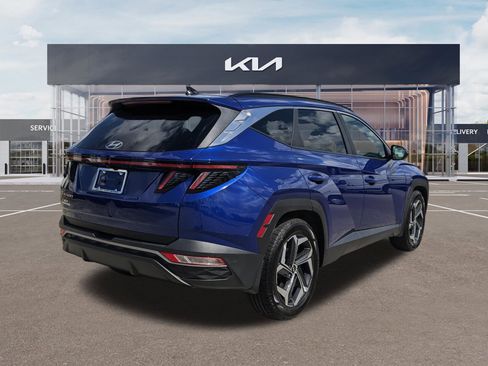 Used 2023 Hyundai Tucson SEL w/ Convenience Package image 4