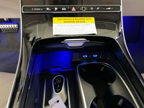 New 2026 Mercedes-Benz S 580e 4MATIC Sedan image 25