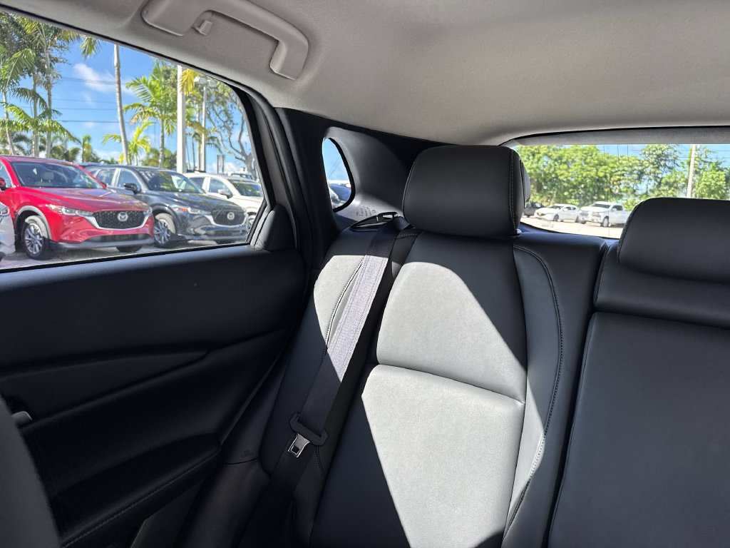 Used 2024 MAZDA CX-30 AWD 2.5 S w/ Select Sport Pkg image 17