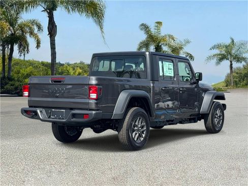 New 2026 Jeep Gladiator Sport image 4