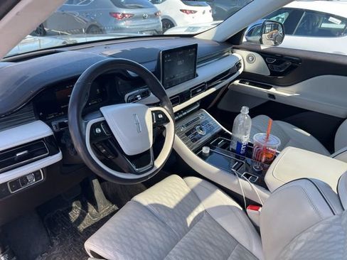 Used 2022 Lincoln Aviator Black Label image 8