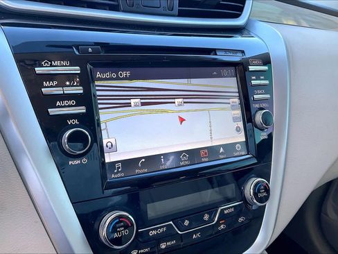 Used 2018 Nissan Murano Platinum image 31