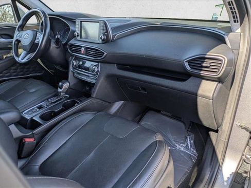 Used 2019 Hyundai Santa Fe Limited image 20