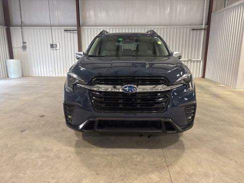 Used 2023 Subaru Ascent Limited w/ Technology Package image 3