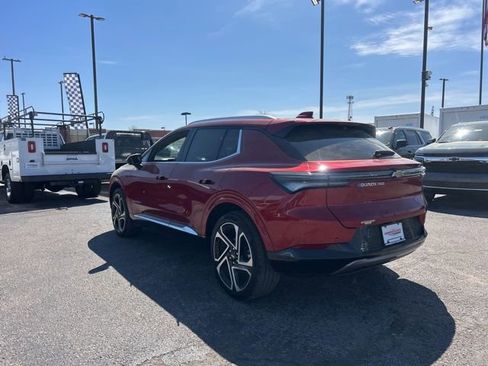 New 2026 Chevrolet Equinox EV LT w/ Convenience Package II image 5