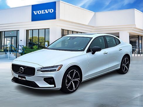 Used 2024 Volvo S60 B5 Core AWD/4WD image 1