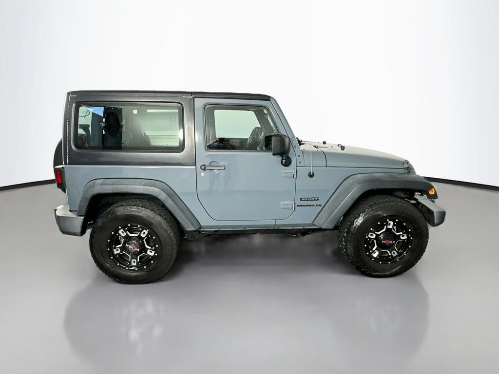 Used 2015 Jeep Wrangler Sport w/ Connectivity Group AWD/4WD image 8