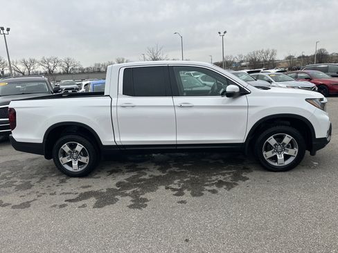 Certified 2025 Honda Ridgeline RTL image 4