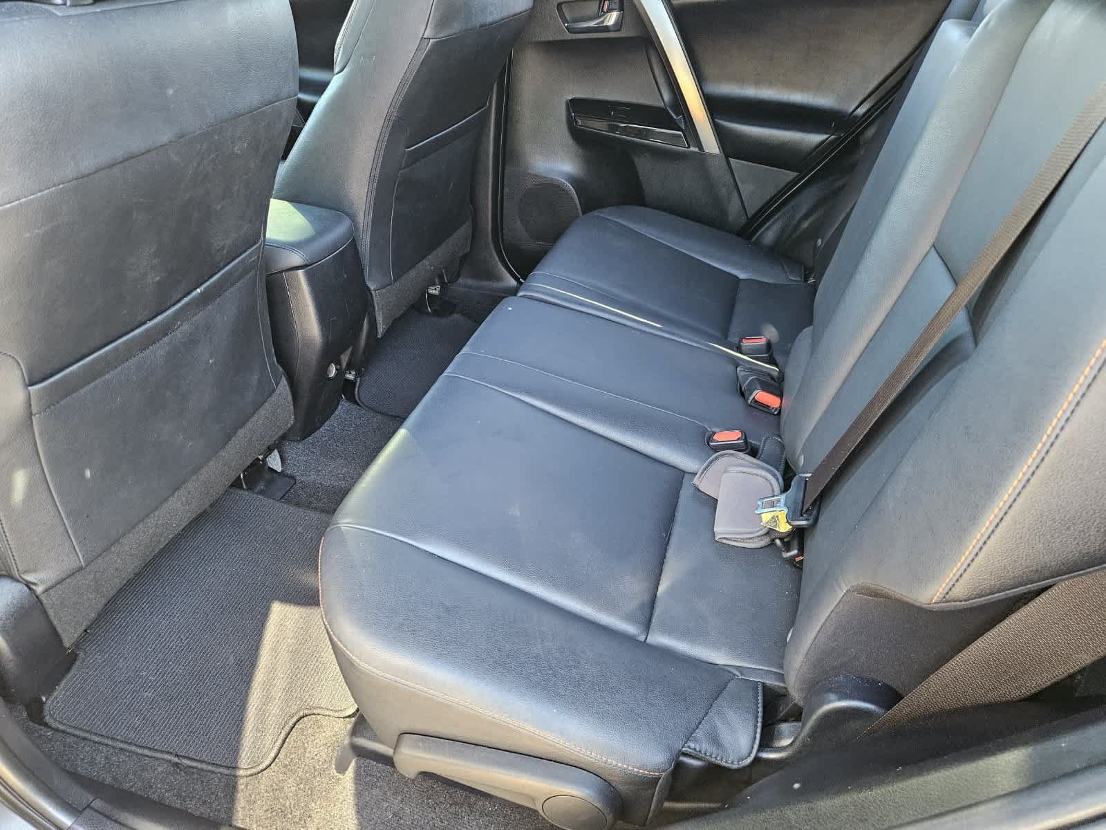 Used 2017 Toyota RAV4 SE w/ Power Special Value Package FWD image 29
