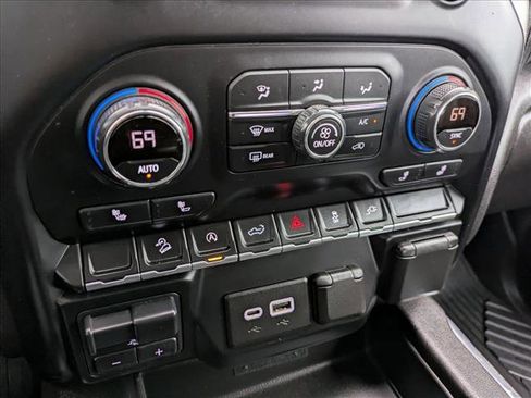 Used 2020 Chevrolet Silverado 1500 LT Trail Boss image 14