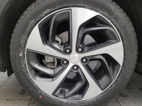 Used 2016 Hyundai Tucson Limited w/ Option Group 03 FWD image 31