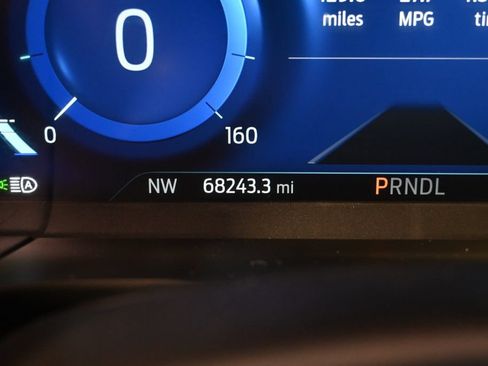 Used 2021 Ford Escape Titanium w/ Titanium Elite Package AWD/4WD image 26