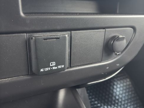 Used 2024 Chevrolet Express 2500 w/ Driver Convenience Package RWD image 18