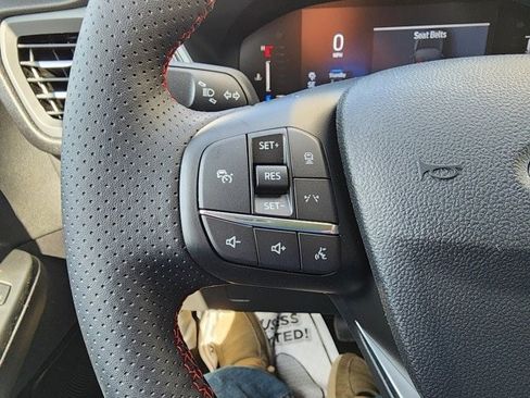 New 2025 Ford Escape ST-Line w/ Tech Pack #1 image 14