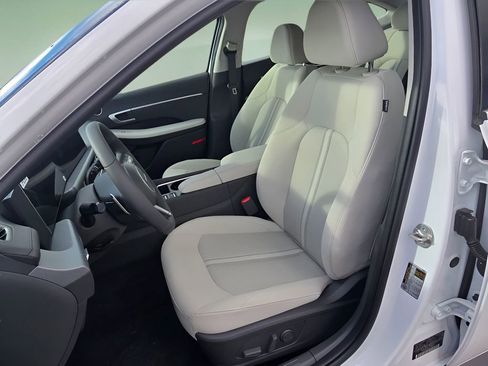 New 2026 Hyundai Sonata SEL image 13