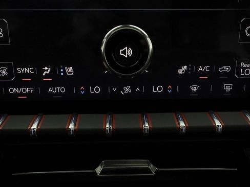 Used 2025 GMC Yukon AT4 Ultimate image 41