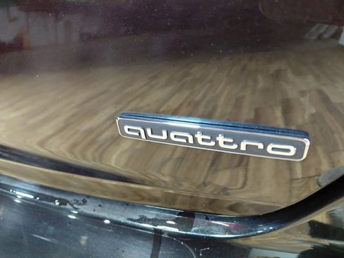 Used 2019 Audi A4 2.0T Prestige image 18