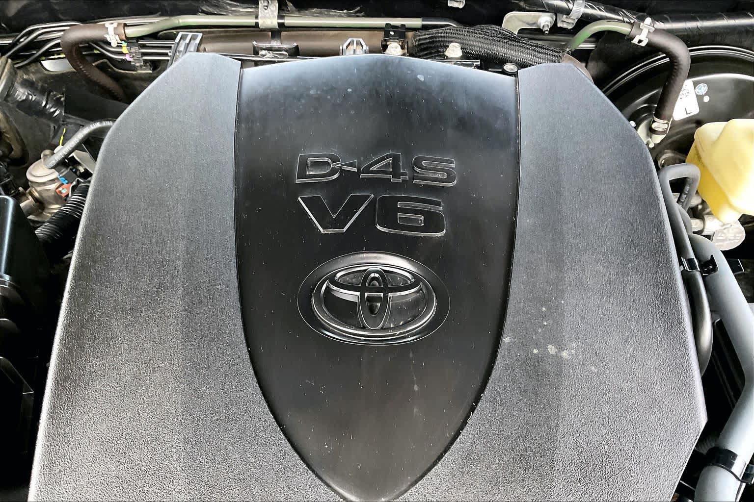 Used 2021 Toyota Tacoma Limited w/ Nightshade Package AWD/4WD image 30