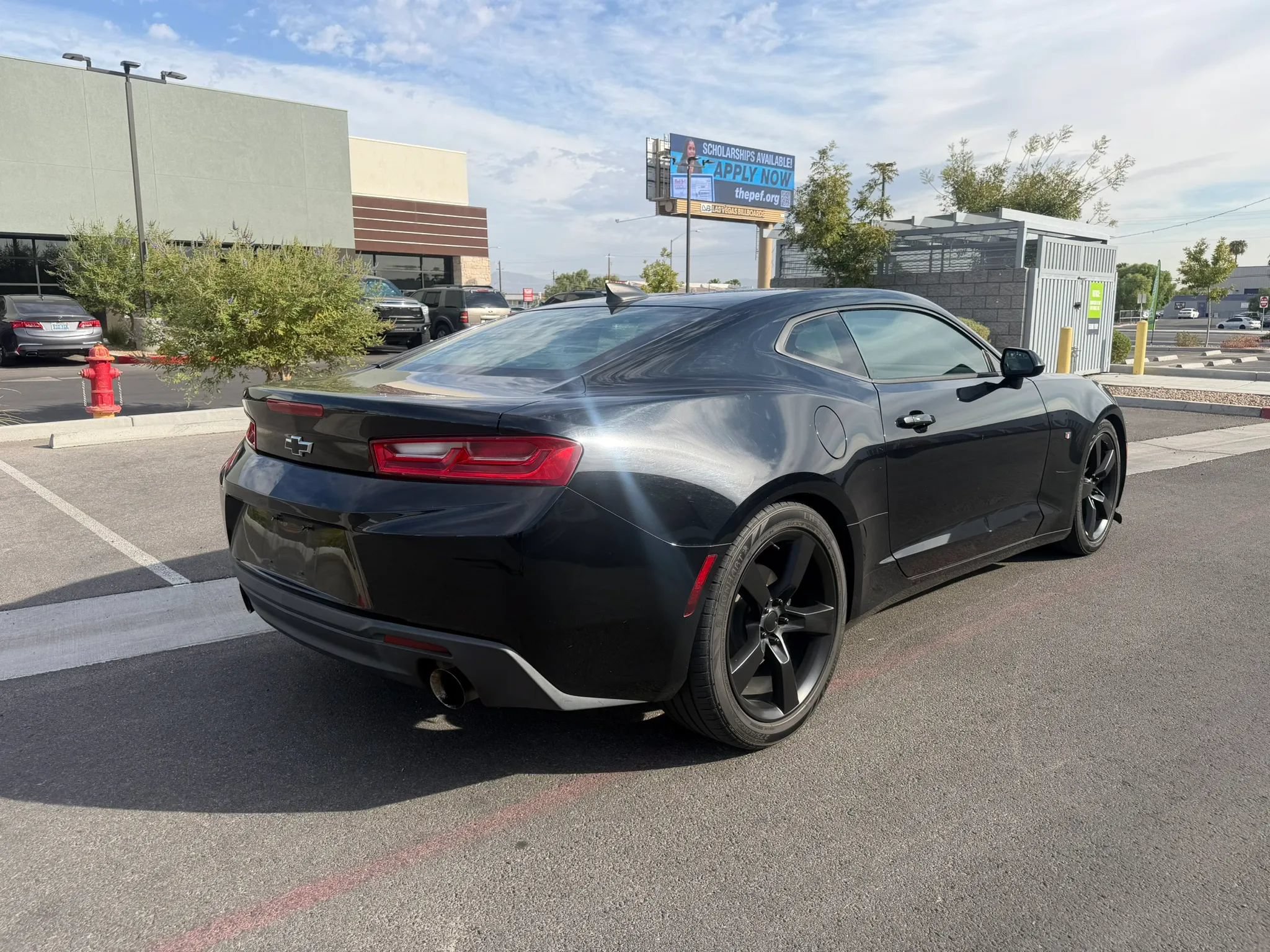Used 2017 Chevrolet Camaro LT RWD image 4