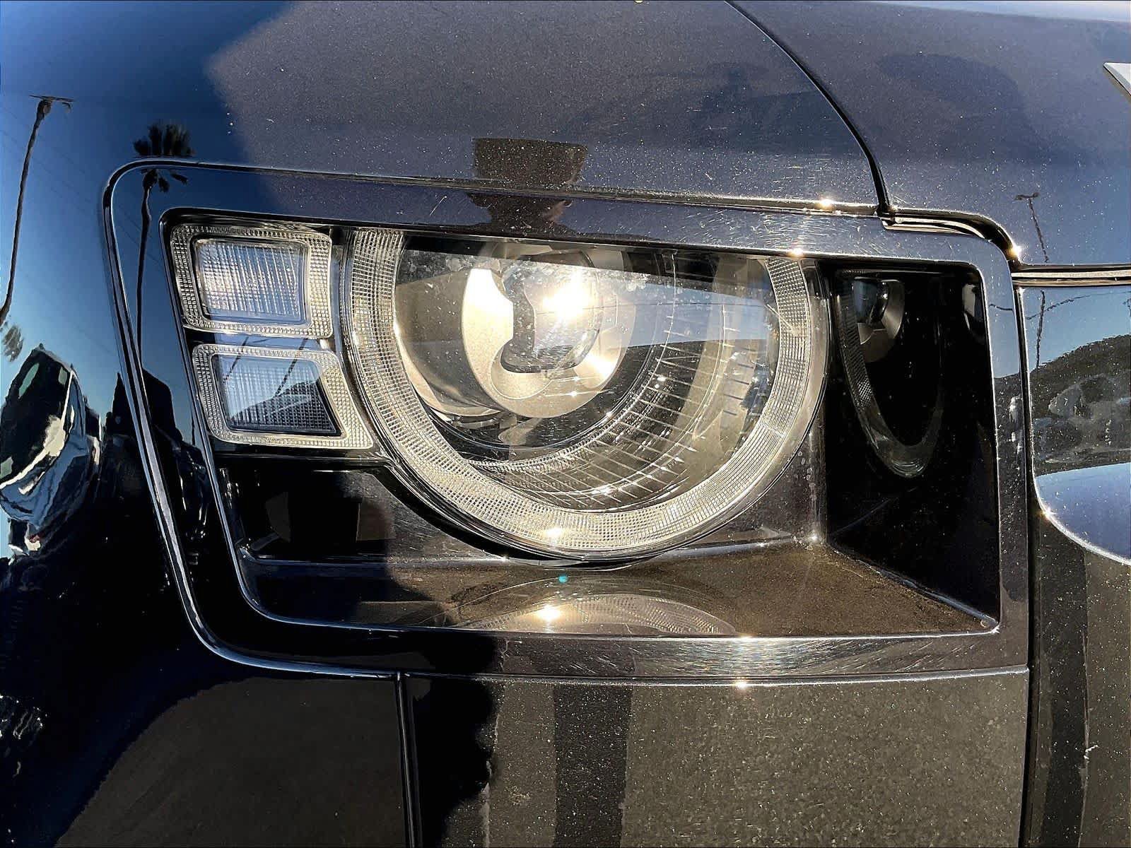 Used 2025 Land Rover Defender 110 S AWD/4WD image 30