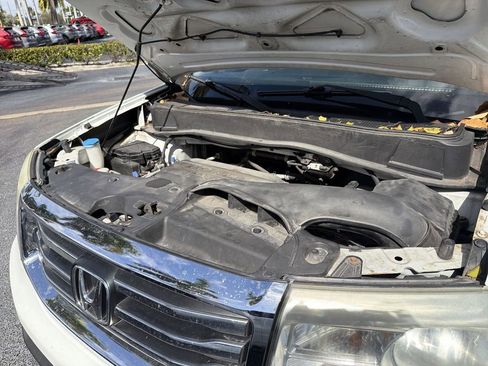 Used 2015 Honda Pilot SE image 20