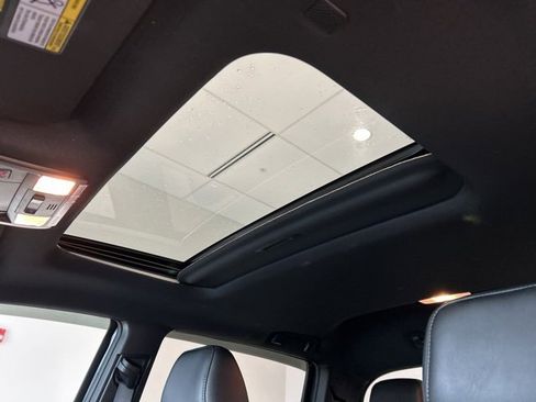 Used 2023 Toyota Tacoma Limited image 14