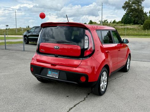 Used 2019 Kia Soul FWD image 17