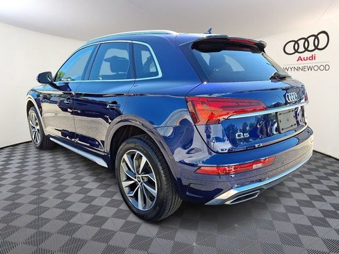 Used 2023 Audi Q5 2.0T Premium w/ Convenience Package AWD/4WD image 4