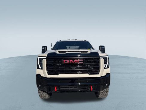 New 2026 GMC Sierra 2500 AT4X image 2