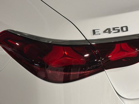 New 2027 Mercedes-Benz E 450 4MATIC Sedan image 26