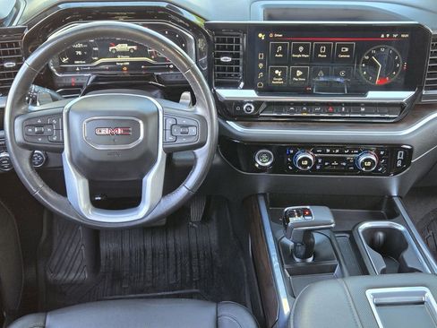 Used 2022 GMC Sierra 1500 SLT w/ SLT Convenience Package image 24