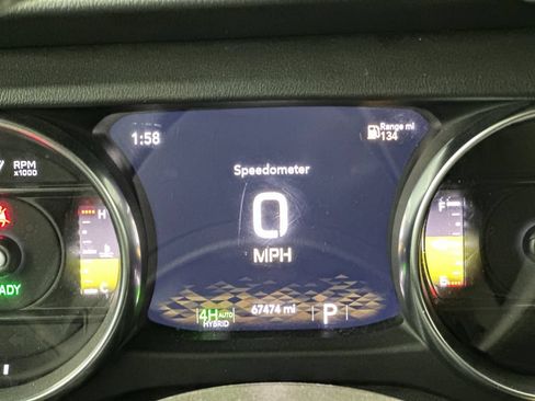Used 2023 Jeep Wrangler Unlimited Sahara AWD/4WD image 27