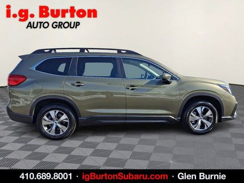 Used 2025 Subaru Ascent Premium image 7