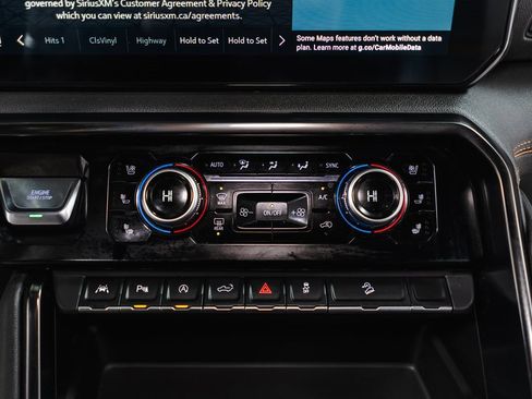 Used 2024 GMC Sierra 1500 AT4 w/ Technology Package image 15