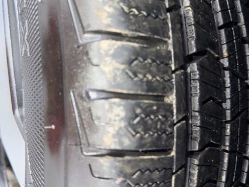 Used 2023 Kia Telluride S image 28