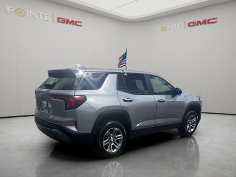 Used 2025 GMC Terrain Elevation AWD/4WD image 4