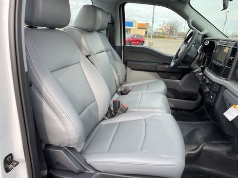 New 2026 Ford F250 XL w/ XL Chrome Package image 52