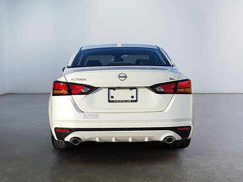 Certified 2025 Nissan Altima 2.5 SL image 4