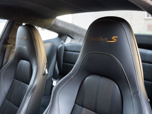 Certified 2018 Porsche 911 Turbo S image 24