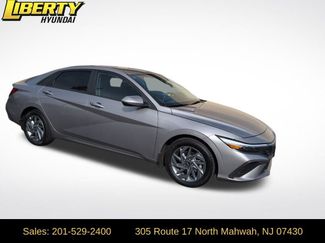 Certified 2024 Hyundai Elantra SEL video 1