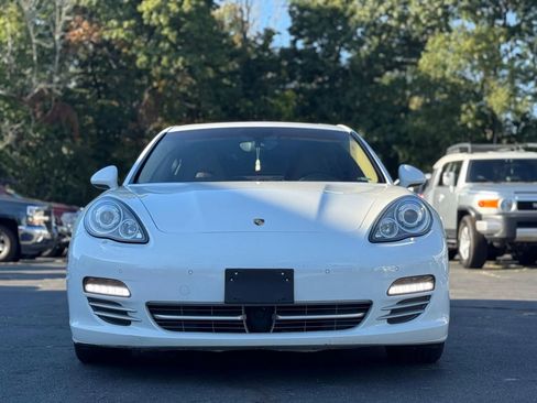 Used 2013 Porsche Panamera 4 Platinum Edition image 3