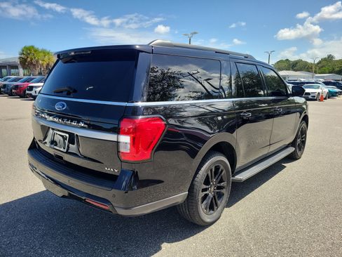 Used 2022 Ford Expedition Max XLT RWD image 3