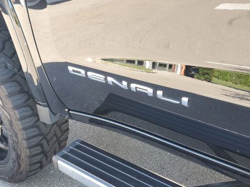 Certified 2023 GMC Sierra 1500 Denali w/ Denali Reserve Package AWD/4WD image 29