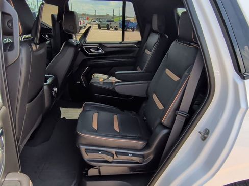 Used 2021 GMC Yukon AT4 w/ AT4 Premium Plus Package AWD/4WD image 39
