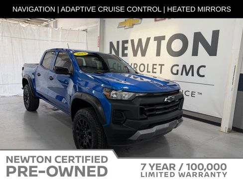 Used 2023 Chevrolet Colorado Trail Boss w/ Technology Package AWD/4WD image 1