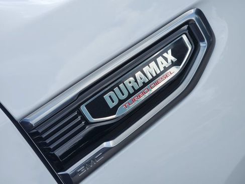 Used 2022 GMC Sierra 1500 AT4 w/ AT4 Premium Package AWD/4WD image 13