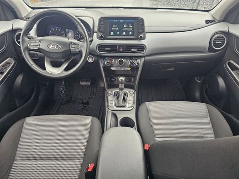 Used 2018 Hyundai Kona SEL AWD/4WD image 9