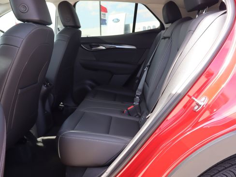 Used 2025 Buick Envision Preferred AWD/4WD image 11